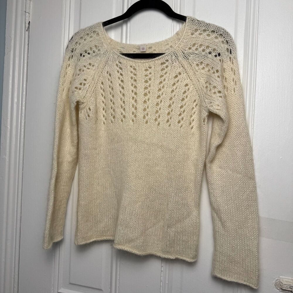 Uniqlo Sweater Womens Medium Cream Open Knit Pullover Long Sleeve Scoop Neck